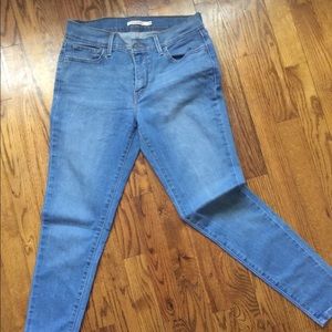 levis jeans